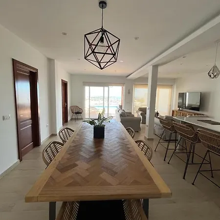 Lanzarote Altos By New Lanzasuites Cassidell * Playa Blanca